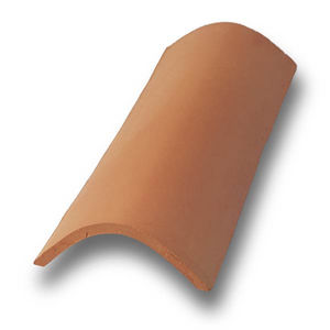 Dachziegel / am Dachfirst