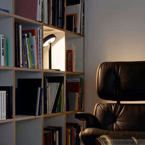 Tischlampe / modern / Aluminium / dimmbar