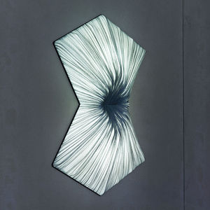 Wandleuchte / originelles Design