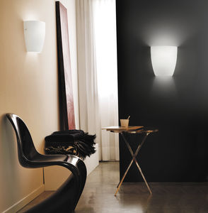 moderne Wandleuchte