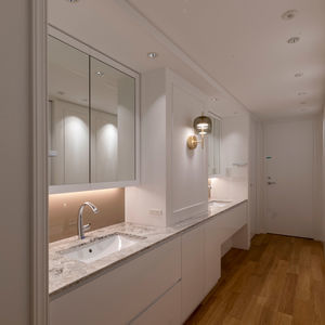 moderne Wandleuchte
