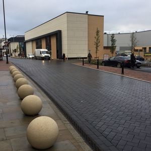 Tonpflasterstein