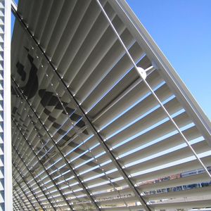 Aluminium-Sonnenschutzlamelle