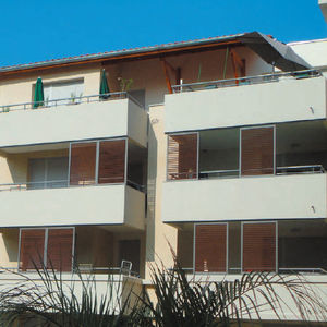 Schiebe-Fensterladen