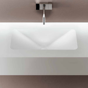 eingebautes Waschbecken 1
