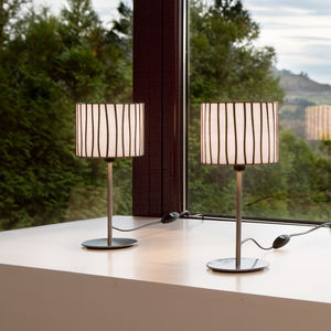 Tischlampe / modern / Metall / Glas
