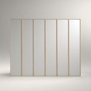 moderner Kleiderschrank