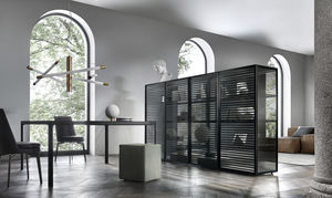 hohes Sideboard