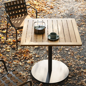 moderner Bistrotisch 1