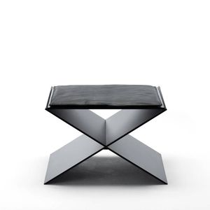 moderner Hocker