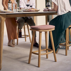 moderner Barhocker