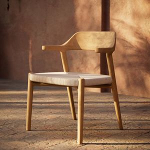 Esszimmerstuhl / minimalistisches Design 1