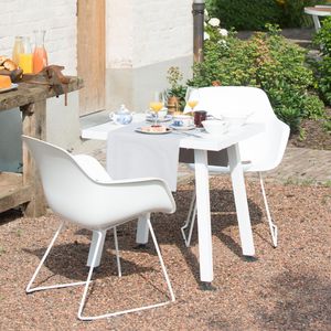 moderner Bistrotisch