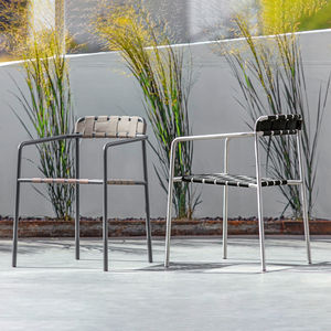 moderner Gartenstuhl / mit Armlehnen / Stapel / wasserdicht