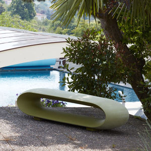 moderne Gartenbank