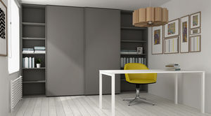moderner Kleiderschrank 1