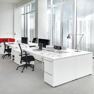 Schreibtisch für Open Space 1