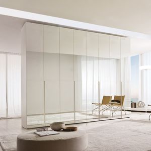 moderner Kleiderschrank 1