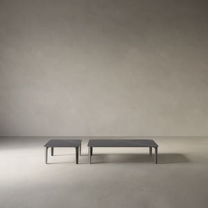 Couchtisch / minimalistisches Design 1