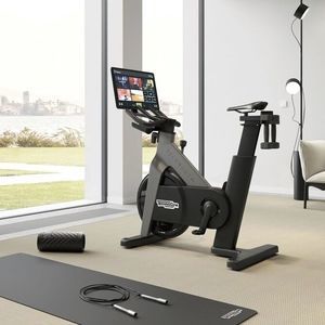 Heimtrainer / halbliegende Position