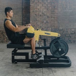 Fitnessgerät / Dips im Sitzen 1