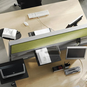 Schreibtisch für Open Space