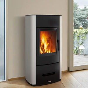 Holz-Kaminofen 1
