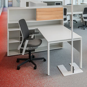 Schreibtisch für Open Space