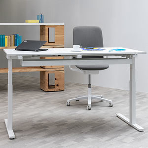 Schreibtisch für Open Space