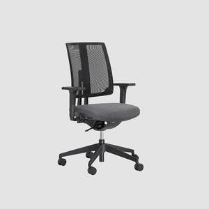 moderner Stuhl 1
