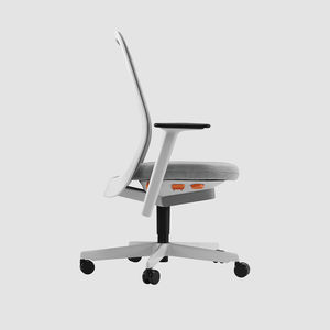 moderner Bürostuhl 1
