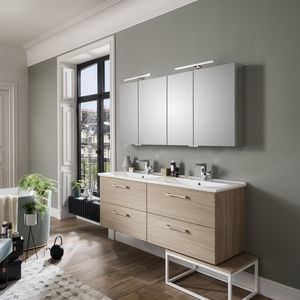 modernes Badezimmer