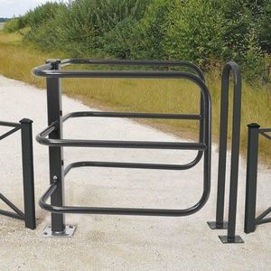 Zutrittsabsperrung / drehend / verzinkter Stahl / für öffentliche Bereiche