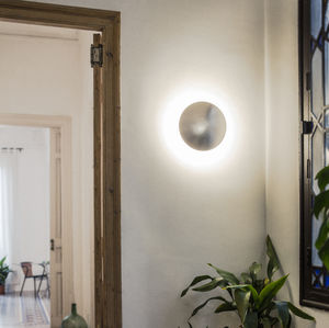 moderne Wandleuchte / Metall / LED / Halogen