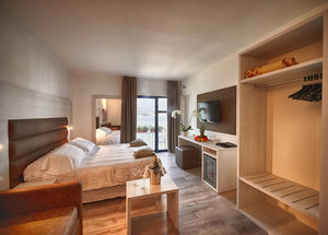 modernes Hotelzimmer 1