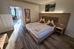 modernes Hotelzimmer 1