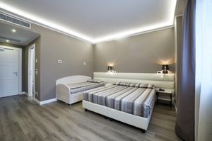 modernes Hotelzimmer 1
