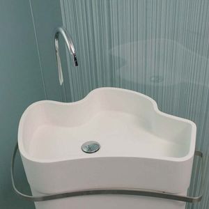 bodenstehendes Waschbecken