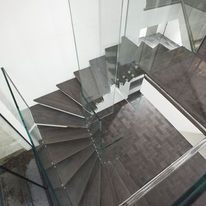 halbgewendelte Treppe
