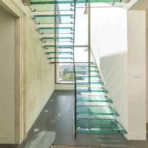 halbgewendelte Treppe