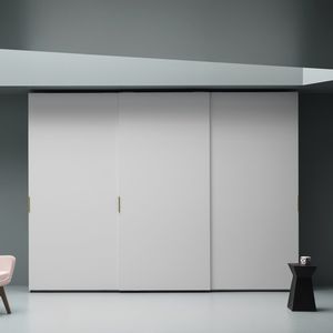 moderner Kleiderschrank 1