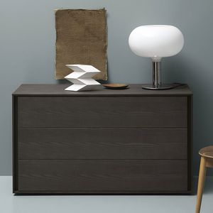 moderne Kommode / lackiertes Holz / aus Esche
