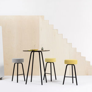 moderner Hocker