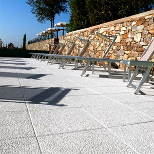 Betonplattenbelag 1