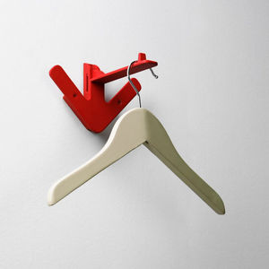 wandmontierter Garderobenständer / modern / Aluminium