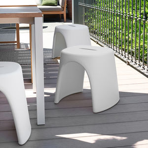 moderner Hocker