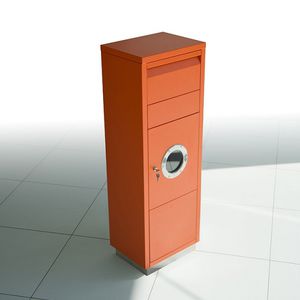 bodenstehender Briefkasten
