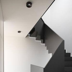 Deckenleuchte / minimalistisches Design 1