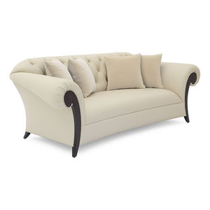 klassisches Sofa