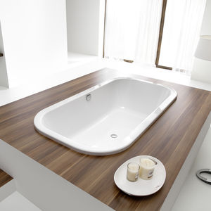 Acryl-Badewanne 1